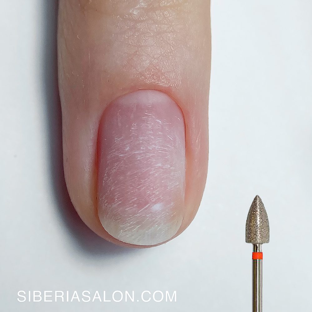 Manicura rusa combinada paso 6