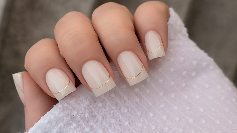 Uñas minimalistas elegantes