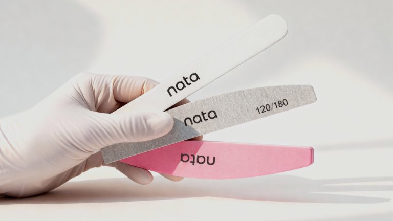 Limas de uñas profesionales: tipos, usos y cómo elegir
