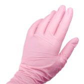 mano en un guante rosa 1