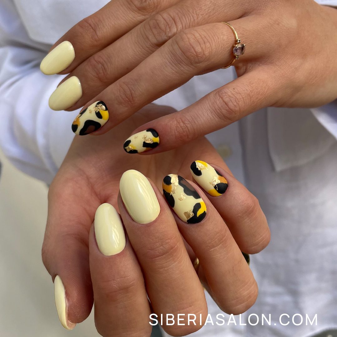 uñas de color pastel verano 2024