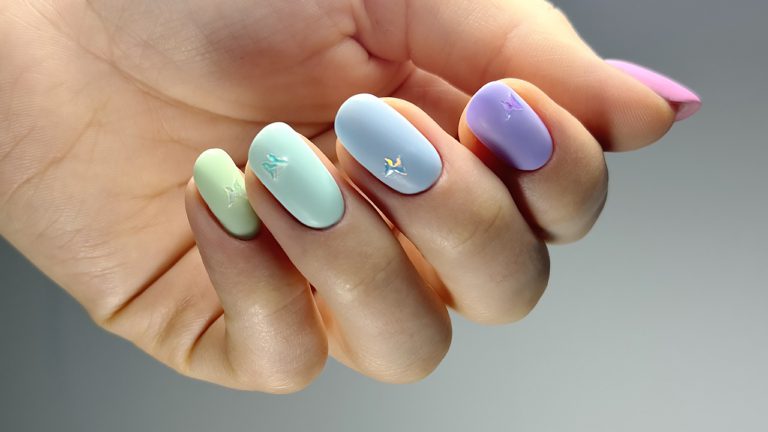 Uñas primavera 2025 tendencias, diseños y colores