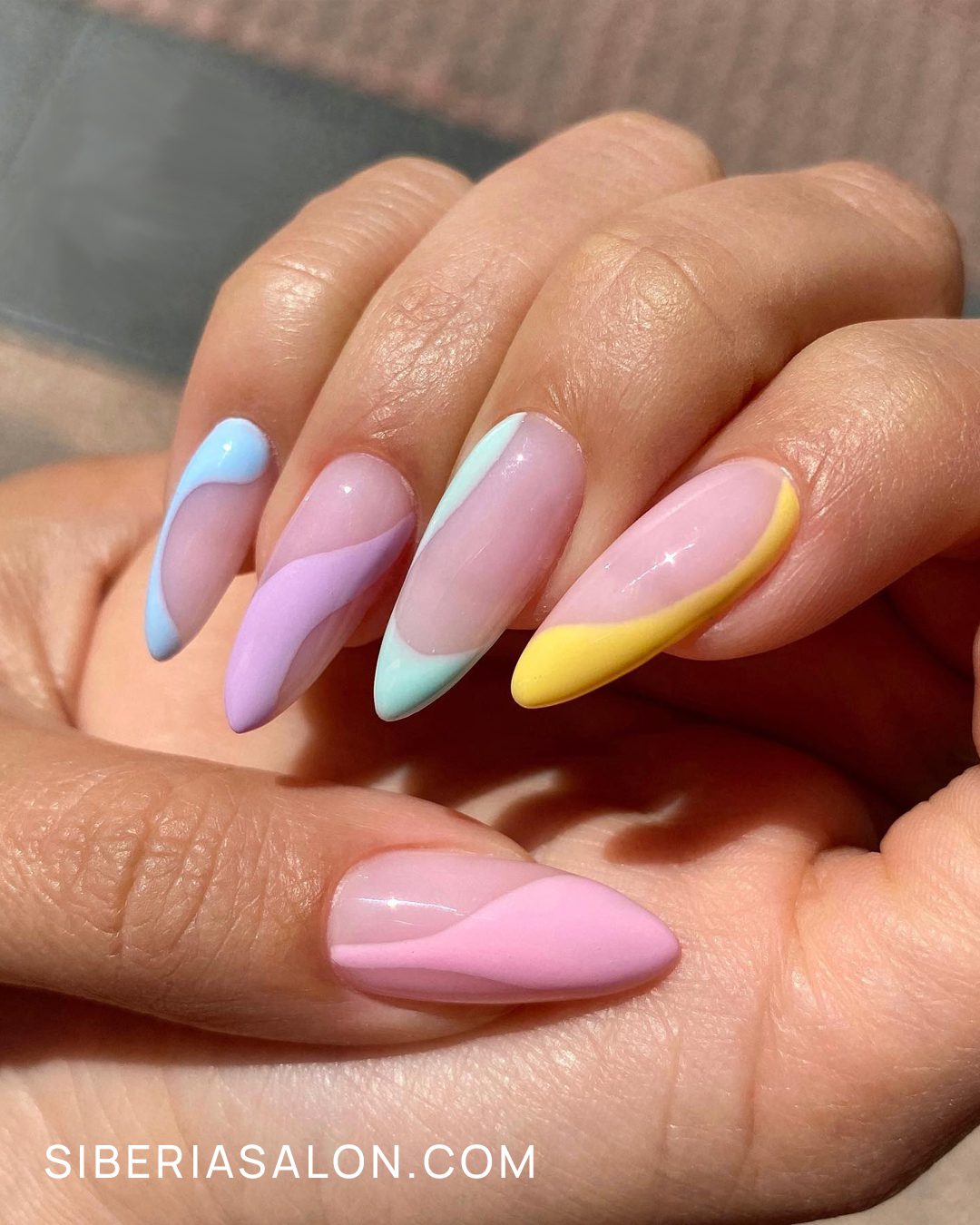 Manicura francesa invertida primavera 2025