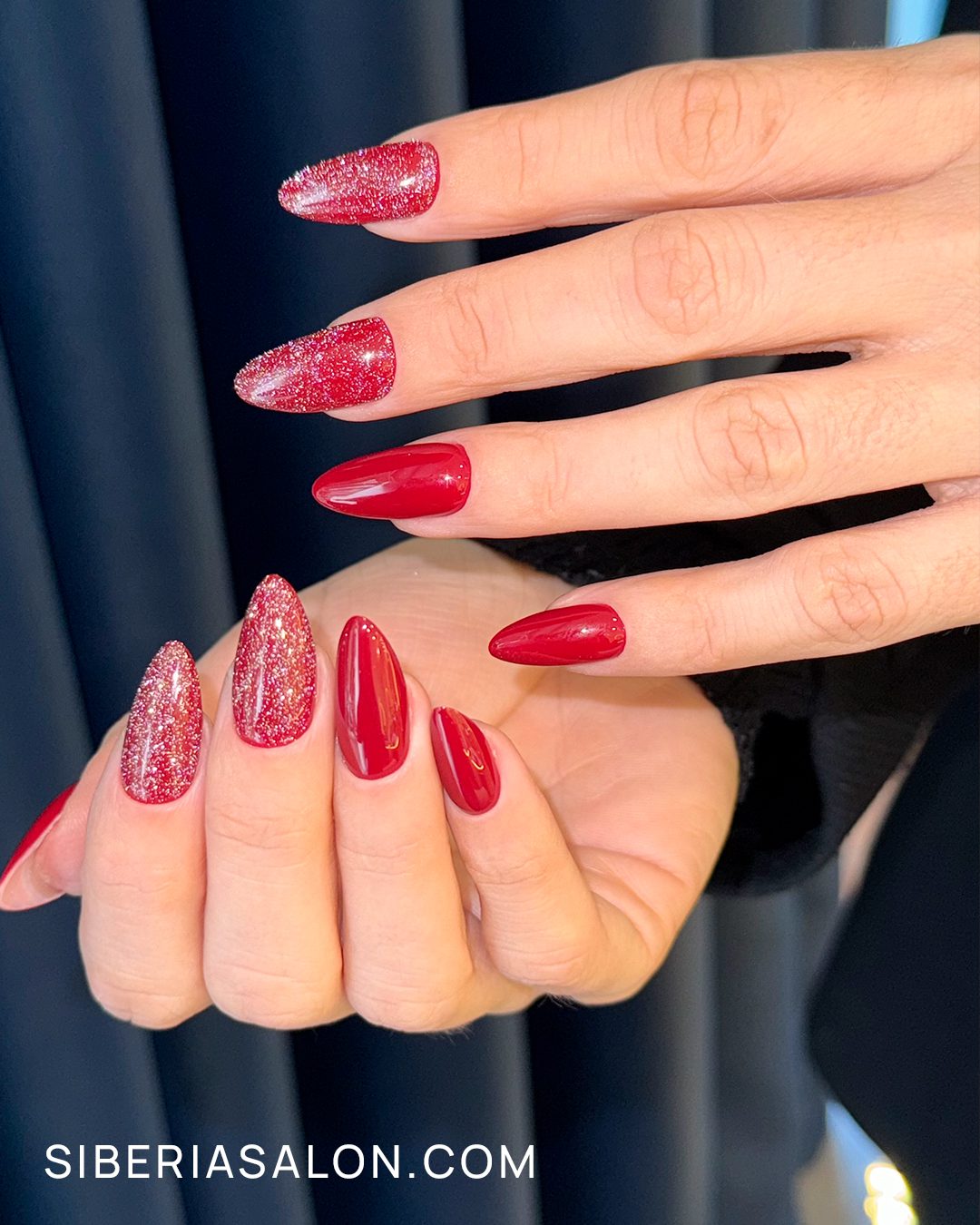 Uñas de invierno con esmalte reflectante